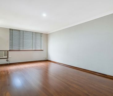 Charming Stirling Duplex Awaits You! - Photo 6