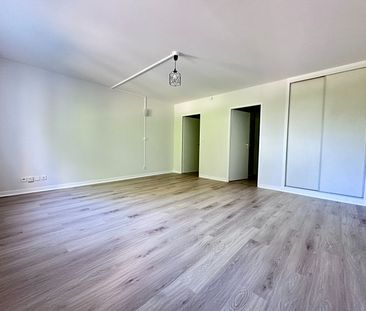 Location appartement 1 pièce, 34.30m², Reims - Photo 1