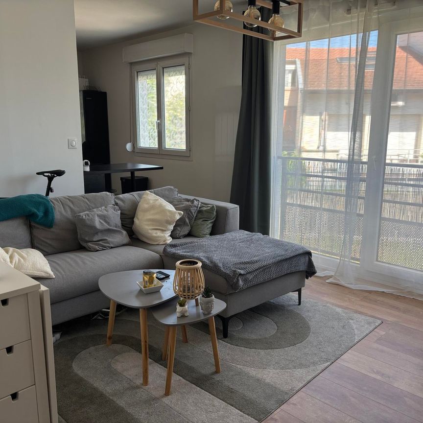 Location Appartement 2 pièces 42m² TASSIN LA DEMI LUNE 69160 - Photo 1