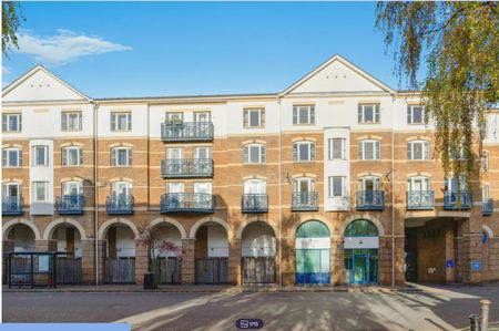 1 Bed Flat, Rotherhithe Street, SE16 - Photo 5