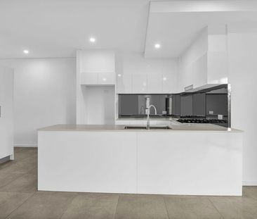 Convenient lifestyle living 3 bed/ 2bath/ 1Car space For Lease (Unf... - Photo 6