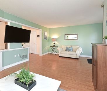 For Lease - 154 Pressed Brick Drive, Brampton, Ontario - Photo 3