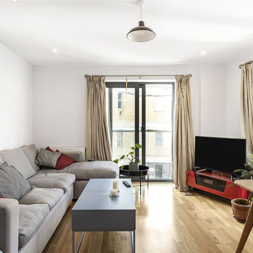 Calvin Street, Spitalfields, London, E1 6HF - Photo 1