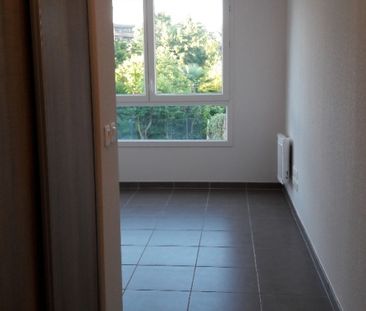 Location Appartement 1 pièce 20m² PAU 64000 - Photo 3