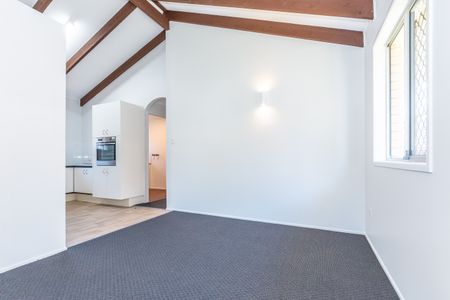 15 Mcaneny Street, Redcliffe QLD 4020 - House For Rent | Domain - Photo 2