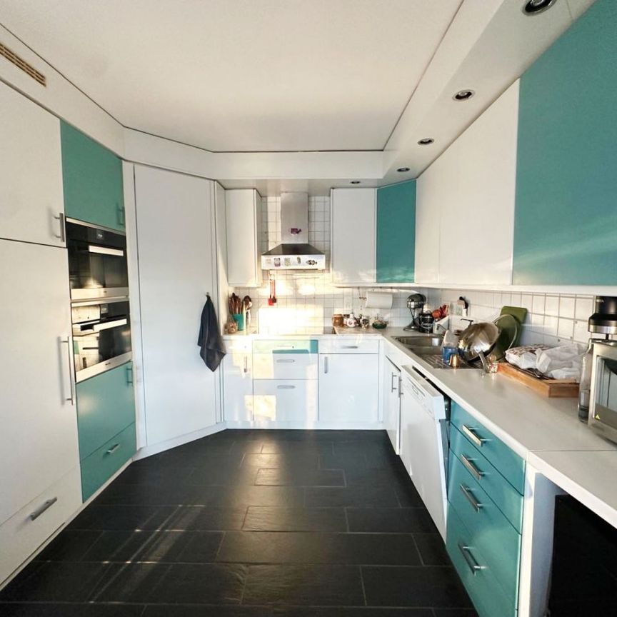 Beautiful furnished house 6months / 5 bedrooms / garden and pool - Foto 1