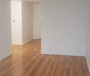 5 ½ Chauffage Et Eau Chaude Inclus - Photo 1