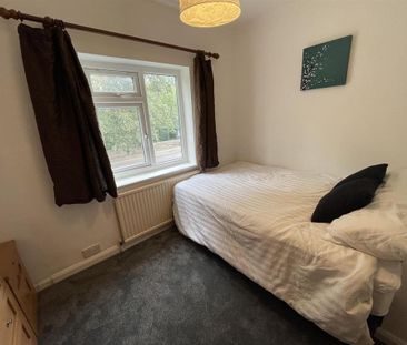 6 bedroom terraced house to rent - Photo 3