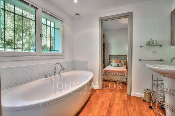 Maison à louer Valbonne, Cote d'Azur, France12 500 EUR / Mois - Photo 1