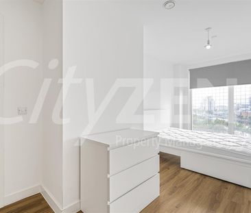 Trafford Road, Salford - Photo 5