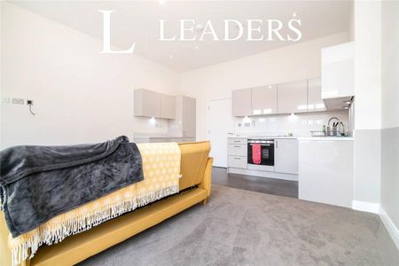 1 bedroom apartment to rent Hestercombe House, 22 Gorcott Lane, Solihull, B90 - Photo 2