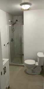 3½ Renovated – All-Inclusive – Île-Perrot (Hydro + Parking Included) Available Now – Move-in Ready! - Photo 3