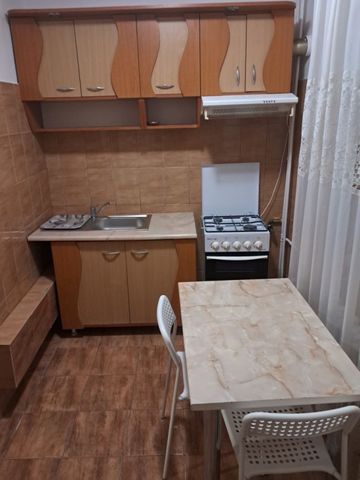 Aparatorii patriei berceni decomandat etaj 3 - Fotografie 3