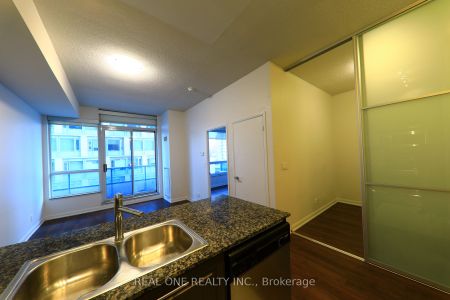 500 Condos and Lofts , #506 - Photo 5