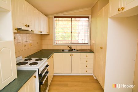 AFFORDABLE FAMILY HOME - Photo 4