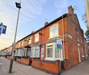 4 bedroom terraced house to rent - Photo 5