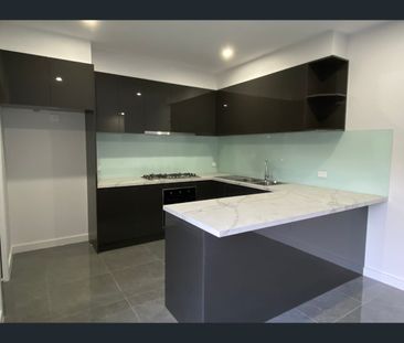 2/48 Windsor Avenue, Springvale, Vic 3171 - Photo 3