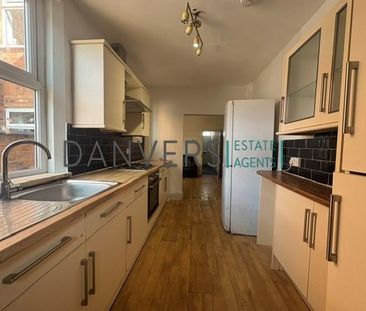 3 bedroom terraced house to rent - Photo 6