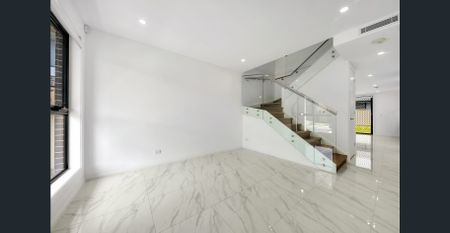 Family Home With Impressive Finishes - Photo 5