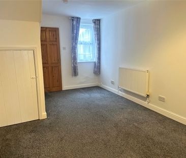 Alfreton Road, Nottingham, Nottinghamshire, NG7 - Photo 1