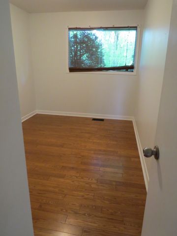 For Lease - 2326 Scrivens Drive, Greely - Metcalfe - Osgoode - Vernon and Area, Ontario - Photo 4