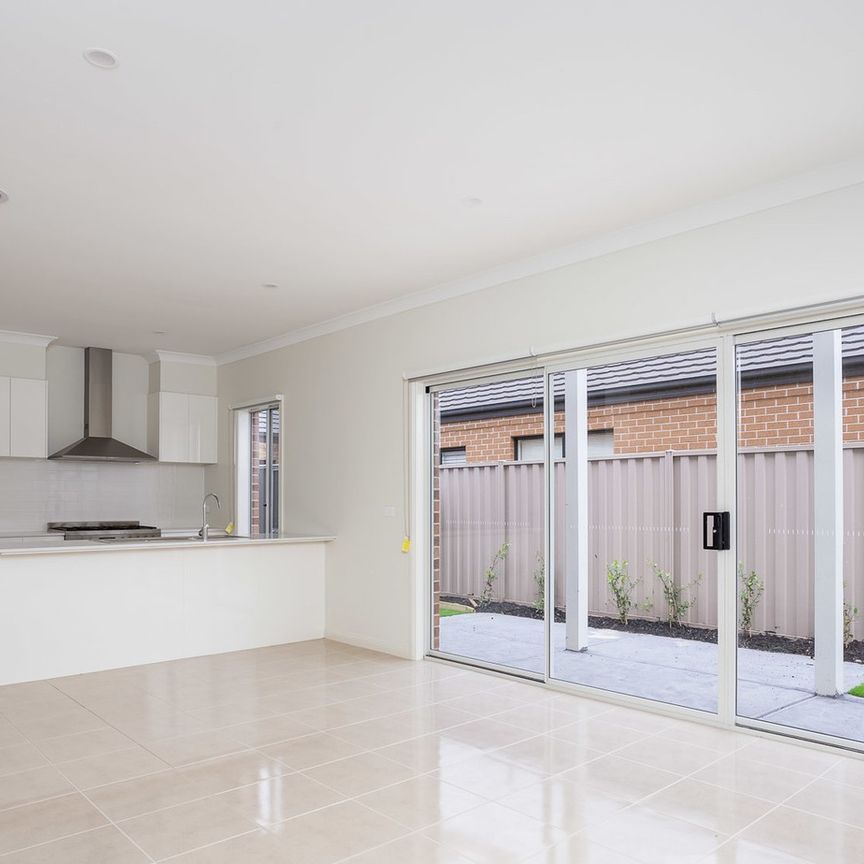 1 Cabernet Street, Point Cook VIC 3030 - Apartment For Rent | Domain - Photo 1