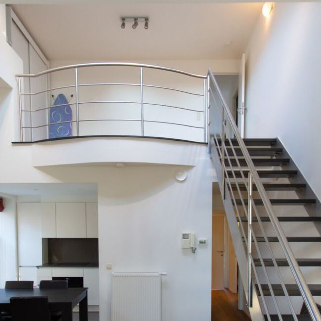 Duplex te huur in Oudergem voor € 2.300 met 2 slaapkamers - Foto 1