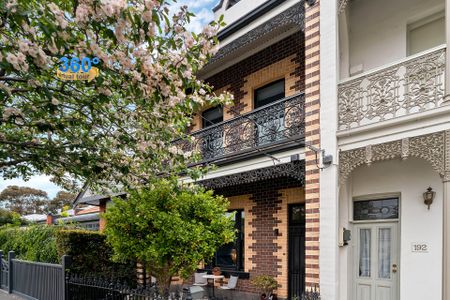 Renovated Victorian Delight! - Photo 4