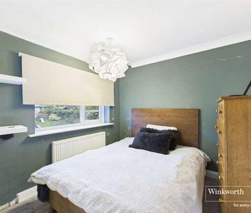 Fairford Road, Tilehurst, Reading, Berkshire, RG31 - Photo 6