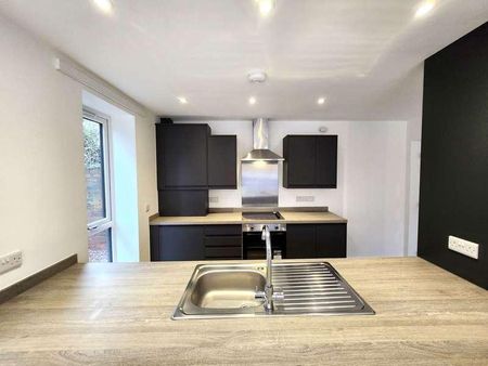 Stourbridge Road, Stourbridge, DY9 - Photo 5