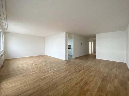 Bel appartement de 3.5 pièces avec magnifique vue sur le lac - Photo 2