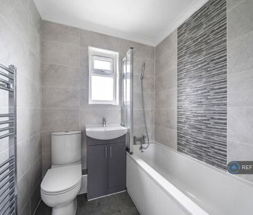 1 bedroom in a house share to rent - Photo 6