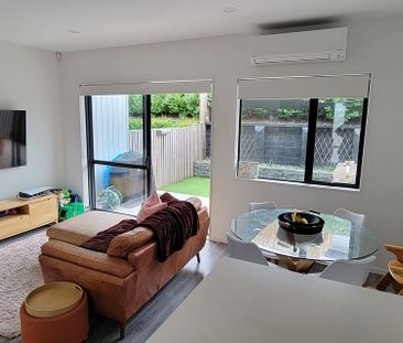 Modern 2.5 bedroom Townhouse in Massey! - Photo 4