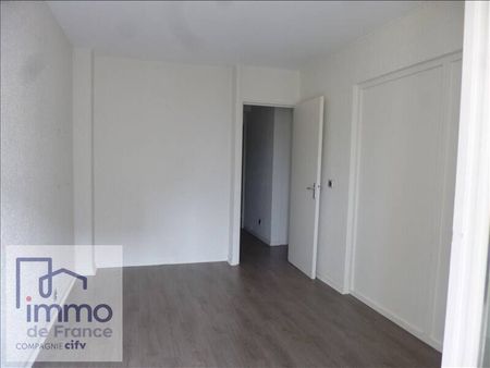 Appartement 3 pièces - 69230 Saint-Genis-Laval - Photo 2