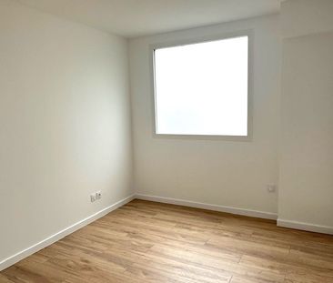 Location Appartement 2 pièces 55m² BOISSY ST LEGER 94470 - Photo 2