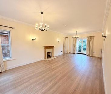 5 bedroom detached house to rent - Photo 1