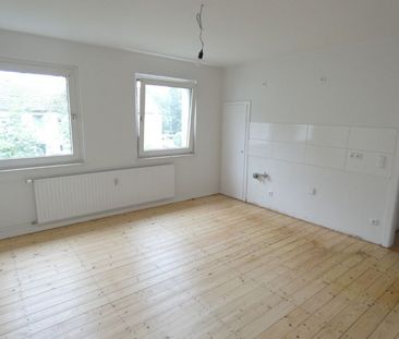 Modernisierte Wohnung mit großem Balkon - Photo 6