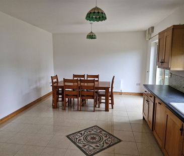 8 Beechwood Park, Tinahely, Wicklow - Photo 2