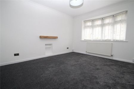 2 bedroom maisonette to rent - Photo 2