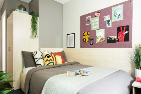 Small Standard Double Ensuite - Photo 4