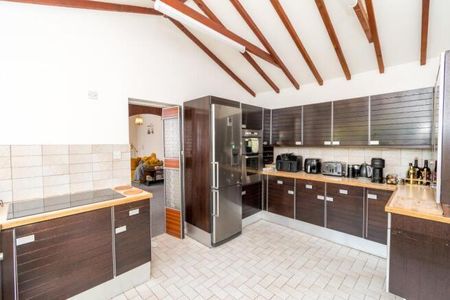 Hill Lane, Southampton - Photo 3