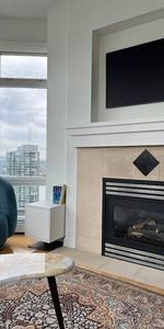 Furnished Yaletown Waterfront Condo - Photo 3