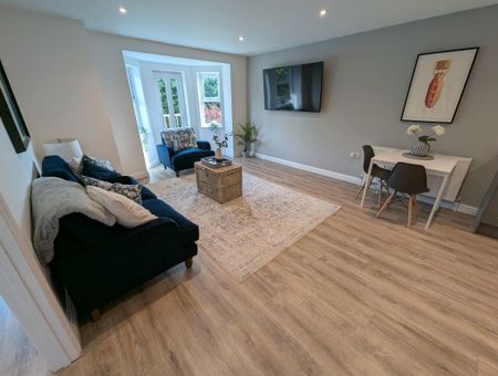 2 bedroom apartment to rent - Photo 2