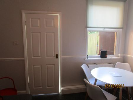 1 bedroom terraced house to rent - Photo 2