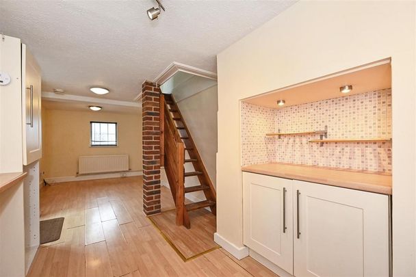 1 bedroom house to rent - Photo 1