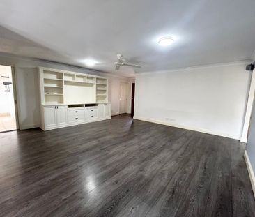 A VILLA UNLIKE ANY OTHER!!! - Photo 2