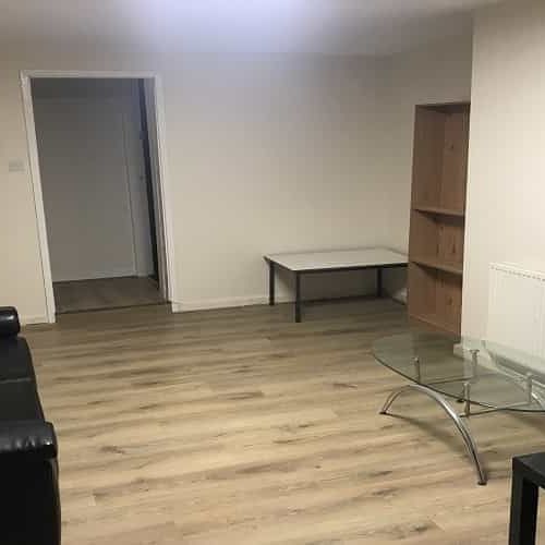 3 Bed Flat, Hyde Park Road, LS6 - Photo 1