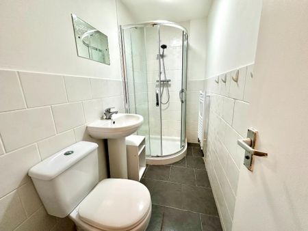 1 bedroom flat to rent - Photo 4