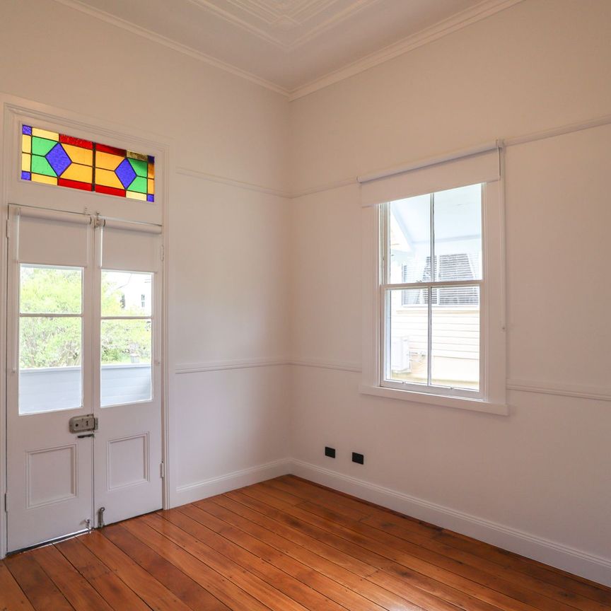 15 Parkes Street, Girards Hill - Photo 1