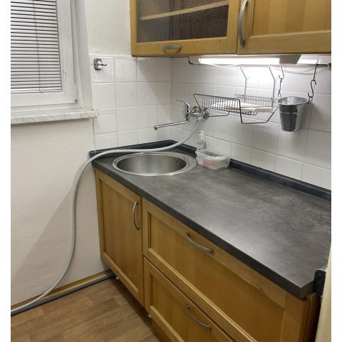 Pronájem bytu 1+kk 30 m2 - Fotografie 1